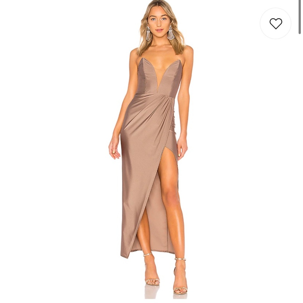 ISO: Jake Gown in taupe size S or M